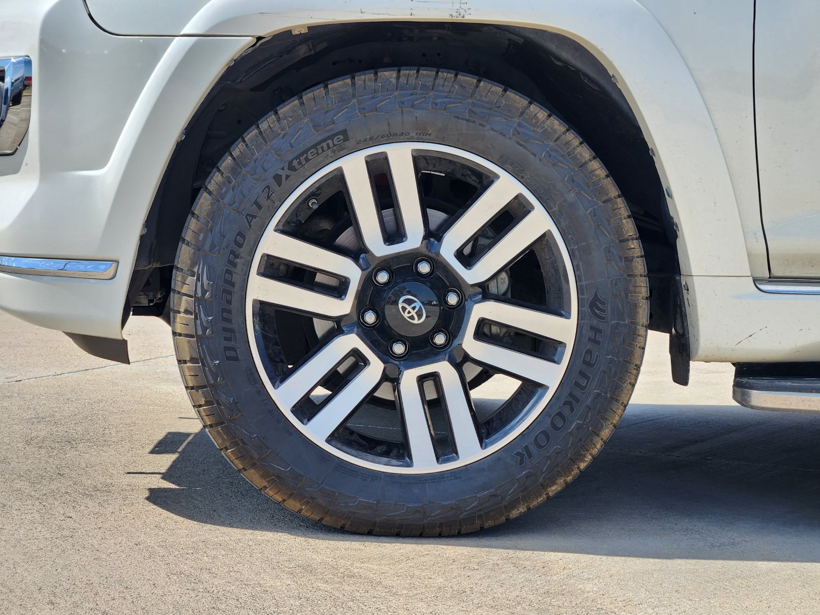 Used 2020 Toyota 4Runner Limited RWD image 13