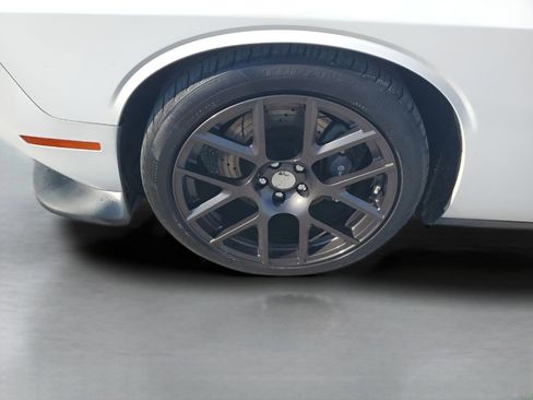 Used 2016 Dodge Challenger R/T Scat Pack image 18