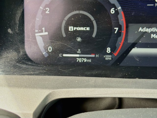 Used 2025 Toyota Tacoma TRD Sport AWD/4WD image 12