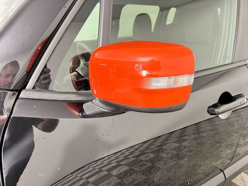 Used 2020 Jeep Renegade Latitude AWD/4WD image 13
