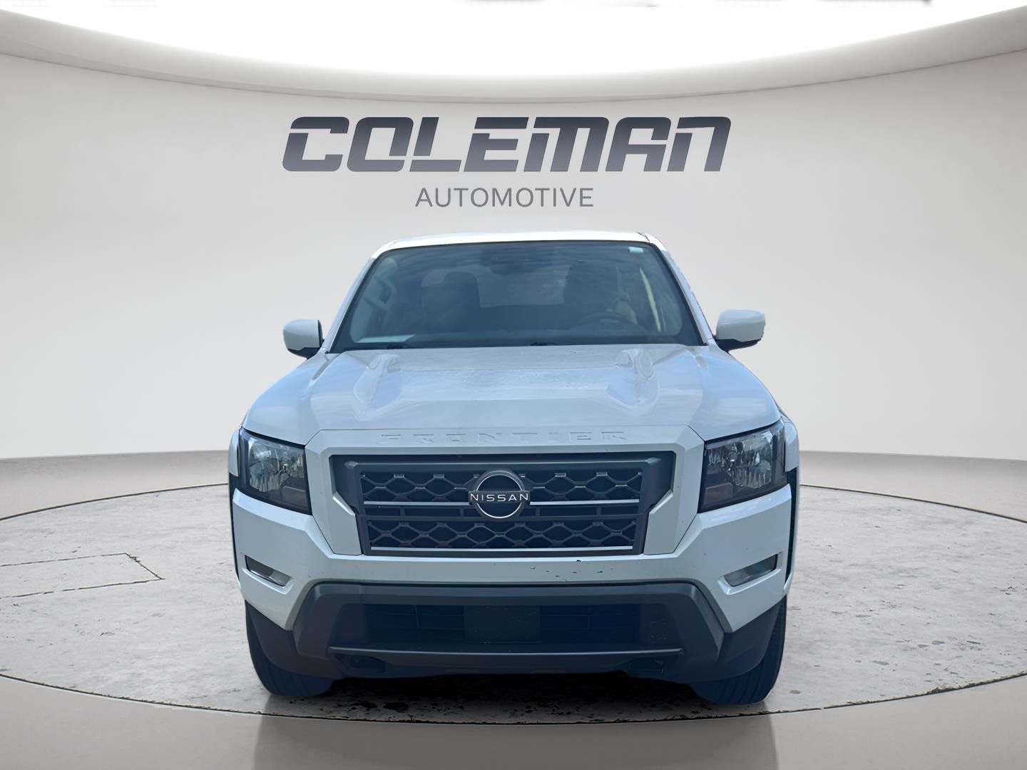 Used 2023 Nissan Frontier SV w/ SV Convenience Package AWD/4WD image 2