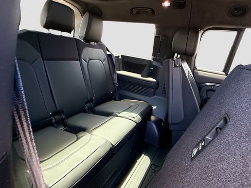 New 2026 Land Rover Defender 130 V8 AWD/4WD image 20