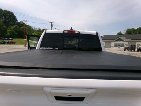Used 2019 RAM 1500 Big Horn AWD/4WD image 24