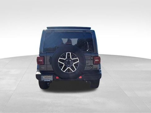 New 2026 Jeep Wrangler Unlimited Sahara AWD/4WD image 9