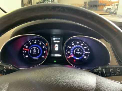 Used 2015 Hyundai Santa Fe Limited w/ Option Group 04 AWD/4WD image 16