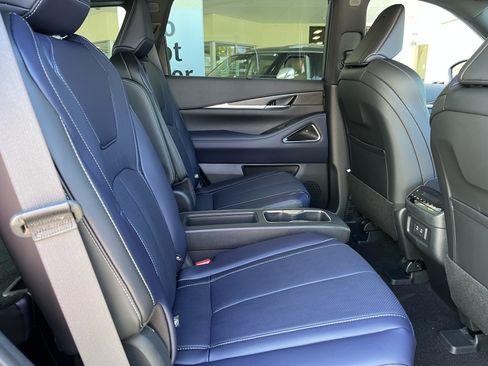 Certified 2026 INFINITI QX60 Sport w/ Dark Cargo Package AWD/4WD image 21