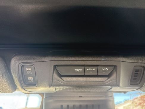 New 2026 Jeep Wrangler Unlimited Sahara AWD/4WD image 27
