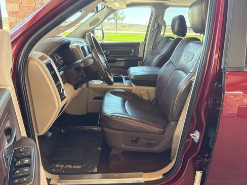 Used 2016 RAM 1500 Laramie Longhorn w/ Convenience Group AWD/4WD image 10