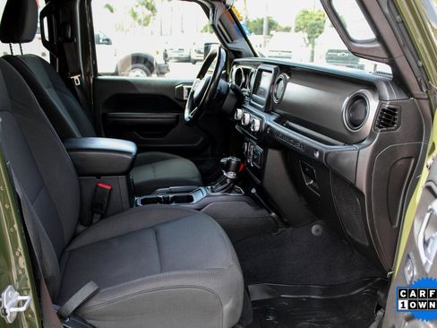 Used 2022 Jeep Wrangler Unlimited Sport image 33