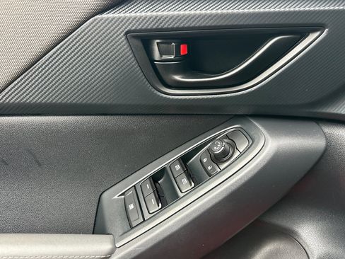 Used 2024 Subaru Crosstrek 2.0i Premium w/ Crosstrek Mirror Package image 11