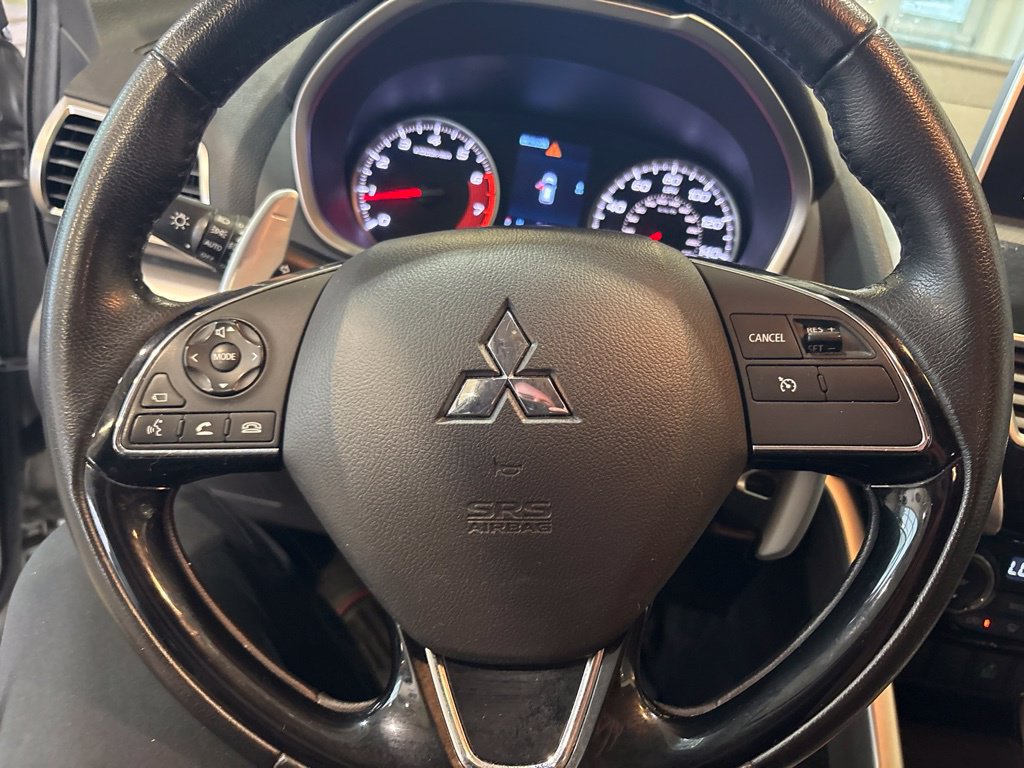 Used 2018 Mitsubishi Eclipse Cross SEL AWD/4WD image 16