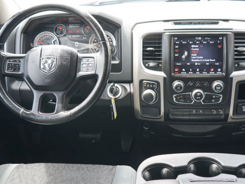 Used 2019 RAM 1500 Big Horn RWD image 38