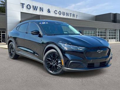 Certified 2025 Ford Mustang Mach-E Select w/ Comfort Package Lite