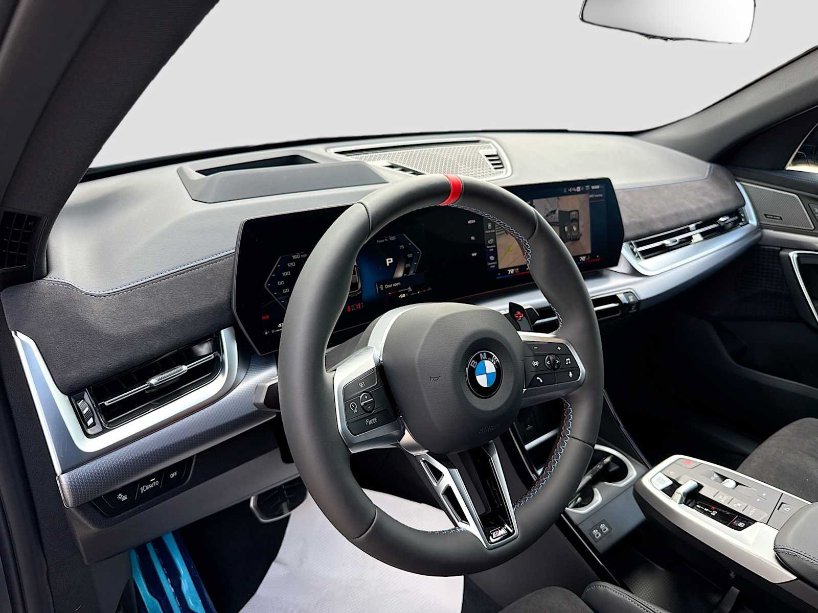 New 2026 BMW X2 M35i w/ Technology Package AWD/4WD image 12