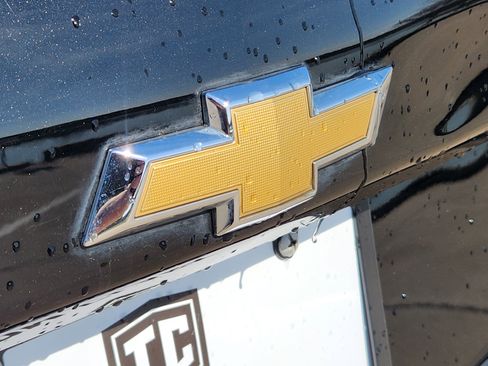 Used 2020 Chevrolet Equinox LS image 28