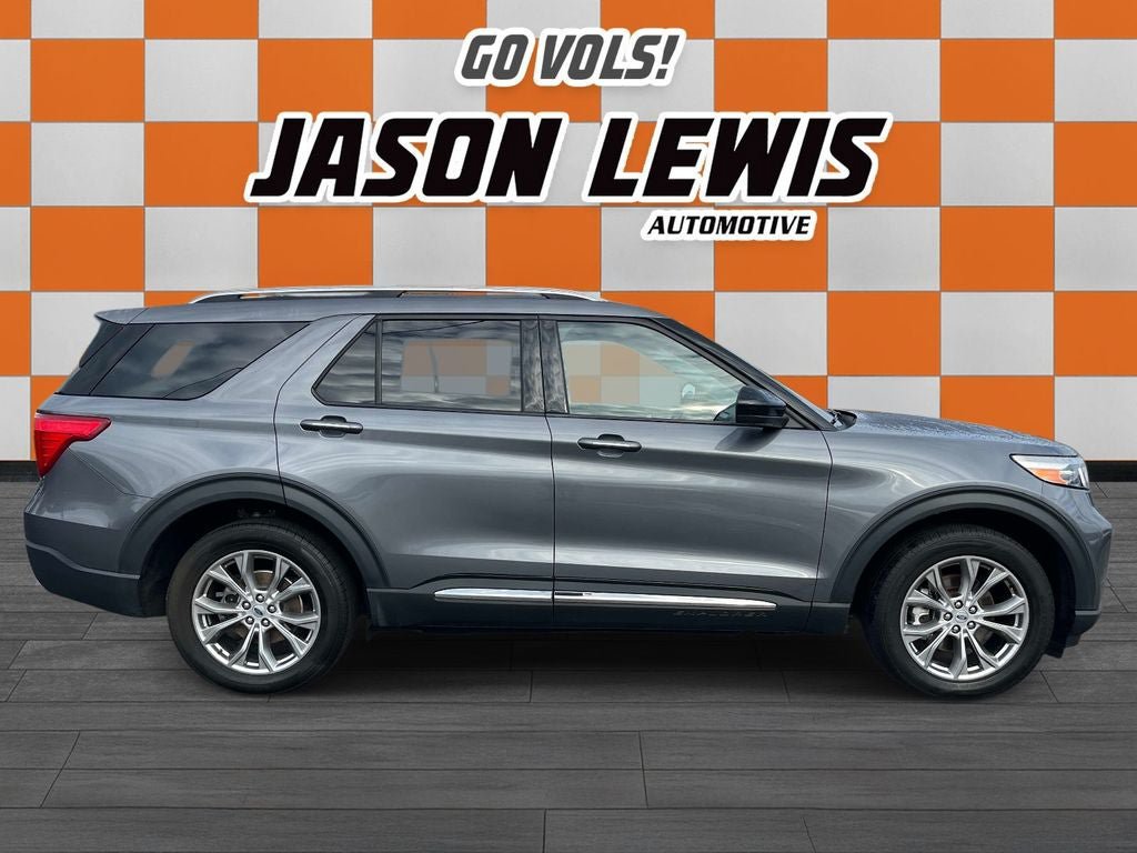 Used 2022 Ford Explorer Limited AWD/4WD image 2