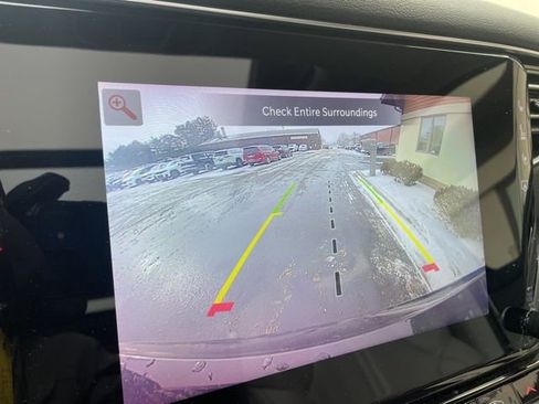 Used 2023 Jeep Wagoneer Series II w/ Premium Group I image 30