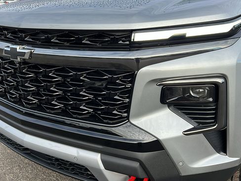 New 2026 Chevrolet Traverse Z71 image 9