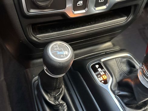 Used 2021 Jeep Wrangler Sport image 24