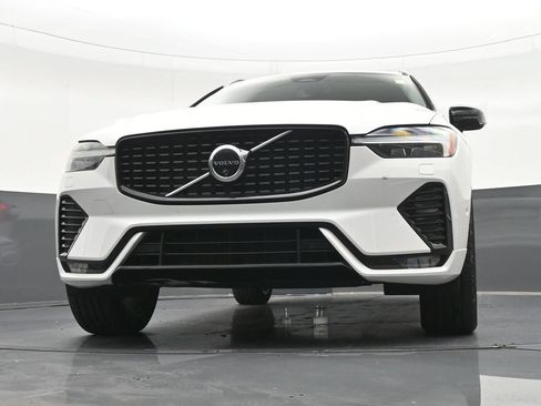 Used 2024 Volvo XC60 B5 Plus w/ Climate Package AWD/4WD image 29