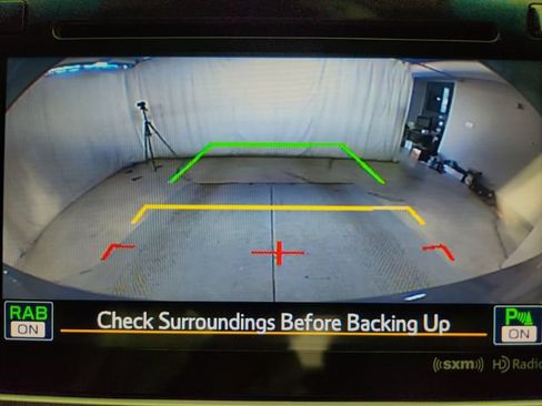 Used 2017 Subaru Legacy 2.5i Sport AWD/4WD image 16