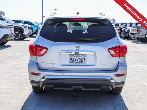Used 2017 Nissan Pathfinder SV FWD image 7