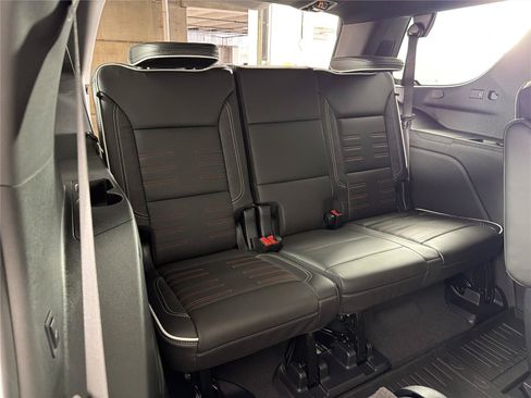 New 2026 GMC Yukon AT4 Ultimate AWD/4WD image 13