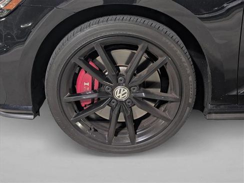 Used 2019 Volkswagen GTI Rabbit Edition image 8