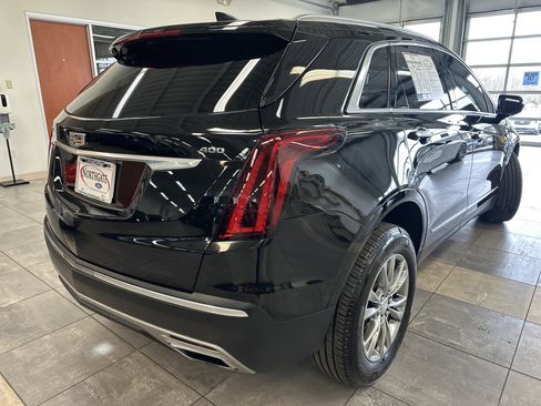 Used 2021 Cadillac XT5 Premium Luxury w/ LPO, Floor Liner Package image 13