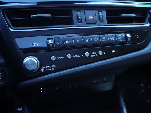 Used 2023 Lexus ES 350 F Sport image 38