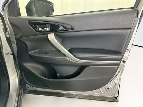 Used 2024 Mitsubishi Eclipse Cross SE AWD/4WD image 32