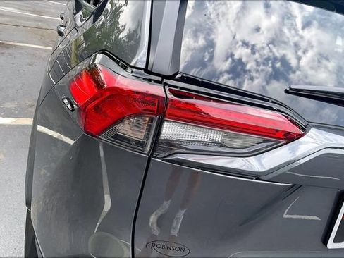 Used 2024 Toyota RAV4 XLE AWD/4WD image 30