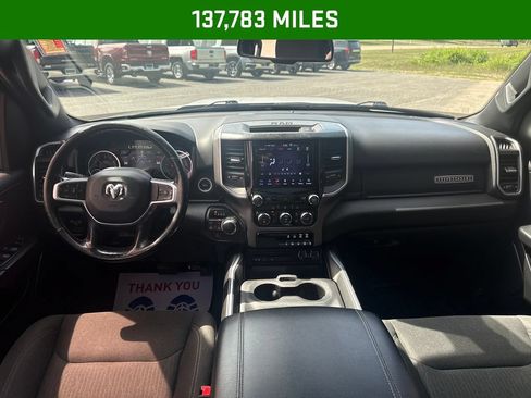 Used 2019 RAM 1500 Big Horn AWD/4WD image 4