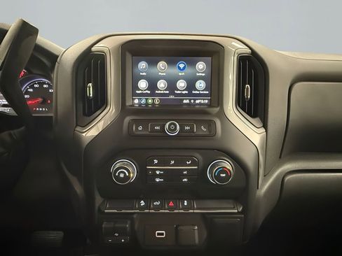 Used 2019 Chevrolet Silverado 1500 Custom Trail Boss w/ Custom Convenience Package image 20