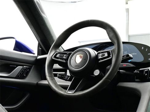 Certified 2020 Porsche Taycan Turbo S w/ Premium Package image 21