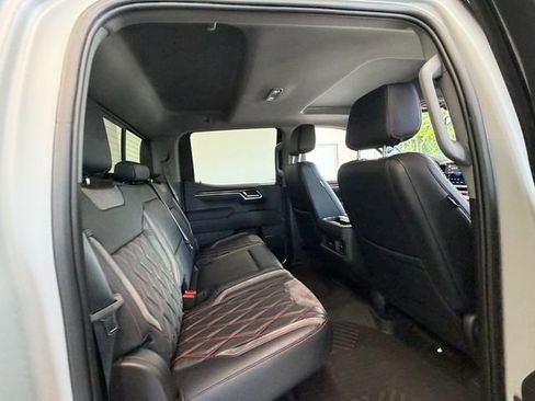 Certified 2022 Chevrolet Silverado 1500 RST AWD/4WD image 12