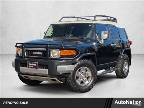 Used 2008 Toyota FJ Cruiser image 1