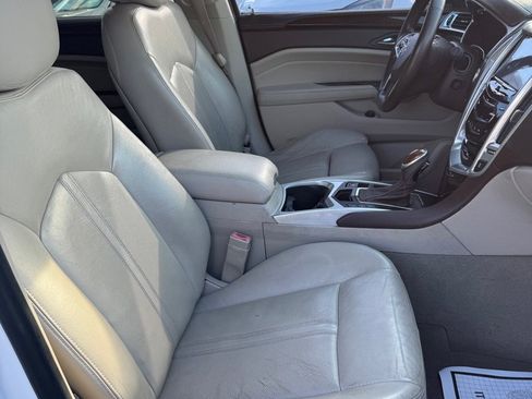 Used 2013 Cadillac SRX Luxury w/ Driver Awareness Package FWD image 9