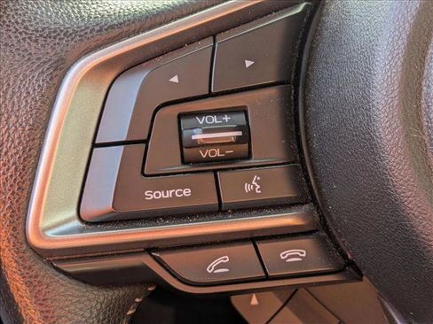 Used 2022 Subaru Outback Premium image 11