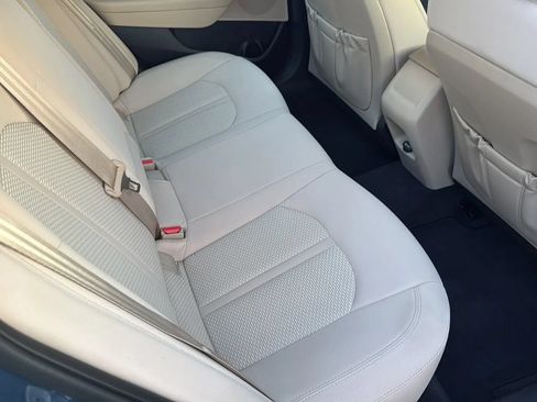 Used 2016 Hyundai Sonata SE FWD image 19