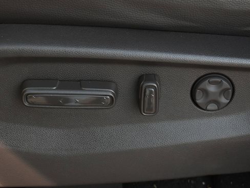 Used 2024 Honda Odyssey Touring image 16