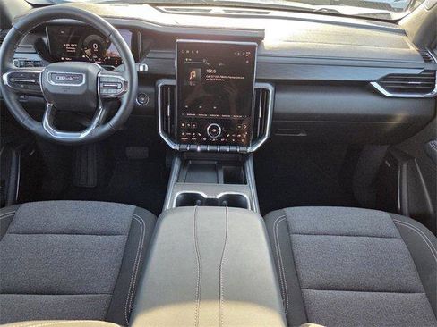 Certified 2025 GMC Acadia Elevation image 13