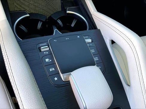 Used 2023 Mercedes-Benz GLE 350 4MATIC image 31