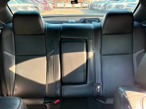 Used 2016 Dodge Challenger SXT Plus image 13