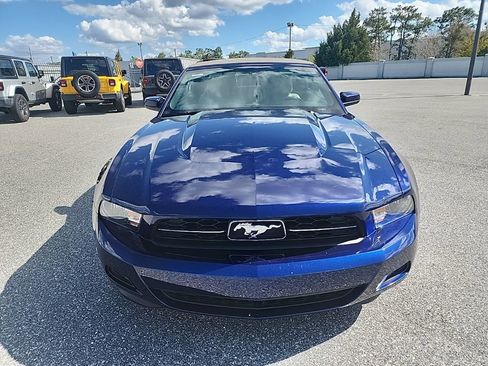 Used 2012 Ford Mustang Premium w/ Electronics Pkg image 2