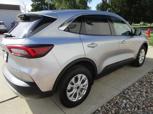 Used 2023 Ford Escape Active w/ Tech Pack #2 image 7