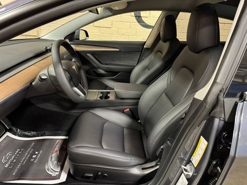 Used 2023 Tesla Model 3 Standard Range RWD image 13