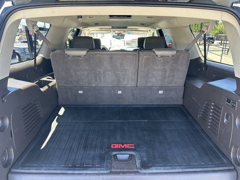 Used 2017 GMC Yukon XL Denali w/ Open Road Package AWD/4WD image 25
