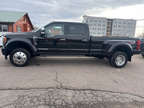 Used 2019 Ford F450 Platinum w/ Platinum Ultimate Package image 4