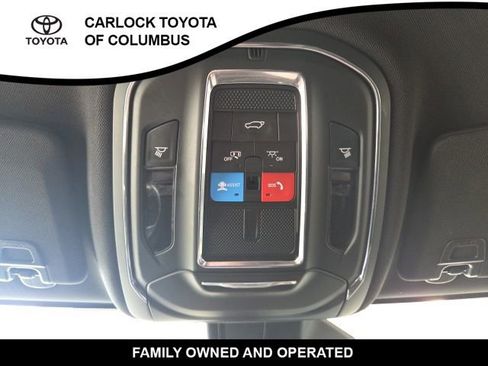 Used 2023 Jeep Grand Cherokee L Laredo image 30